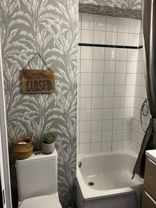 Hsh France Location Disney Land Paris - Suite Nicolas - Appartement De Charme Бюсси-Сен-Жорж Экстерьер фото